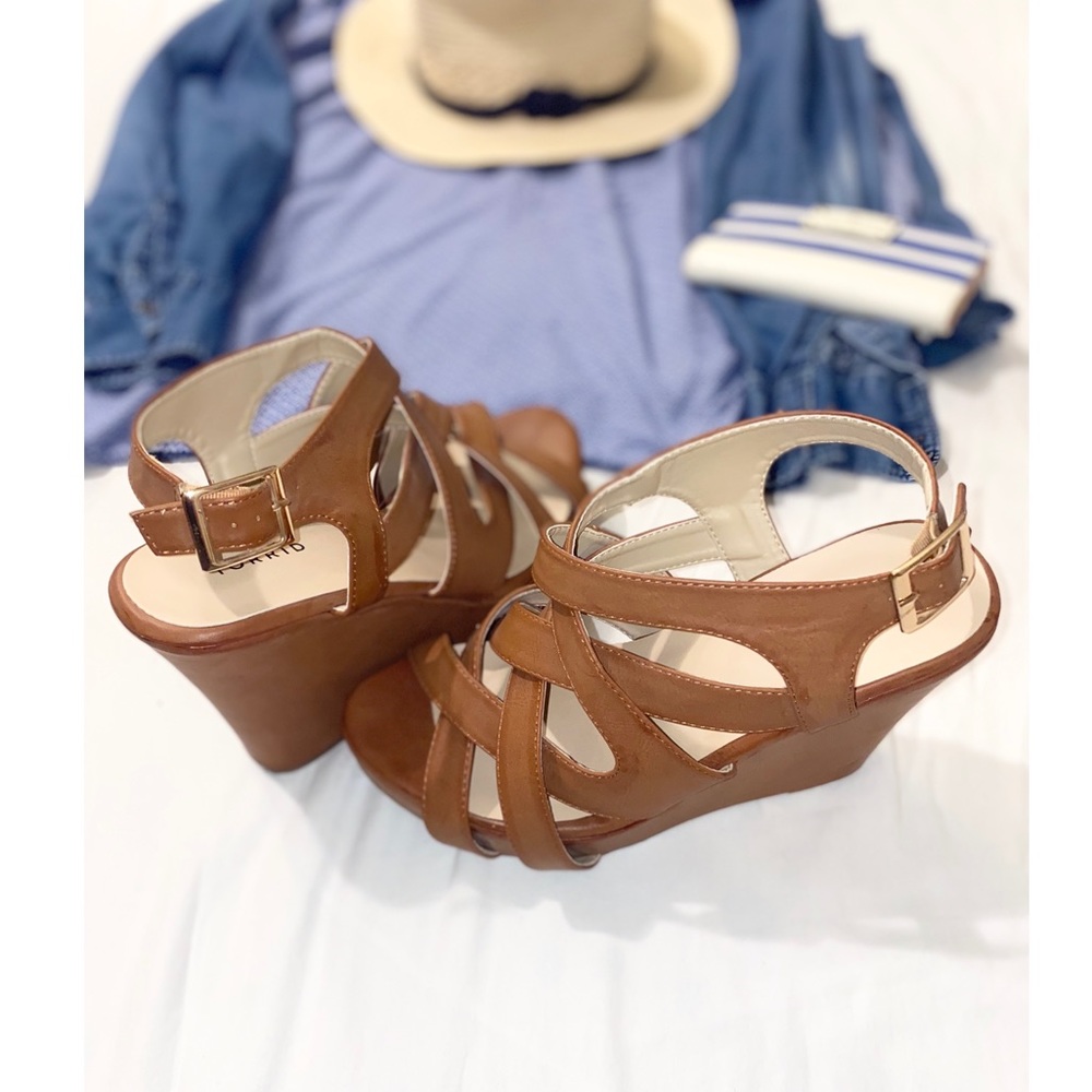 Torrid wedges size 11